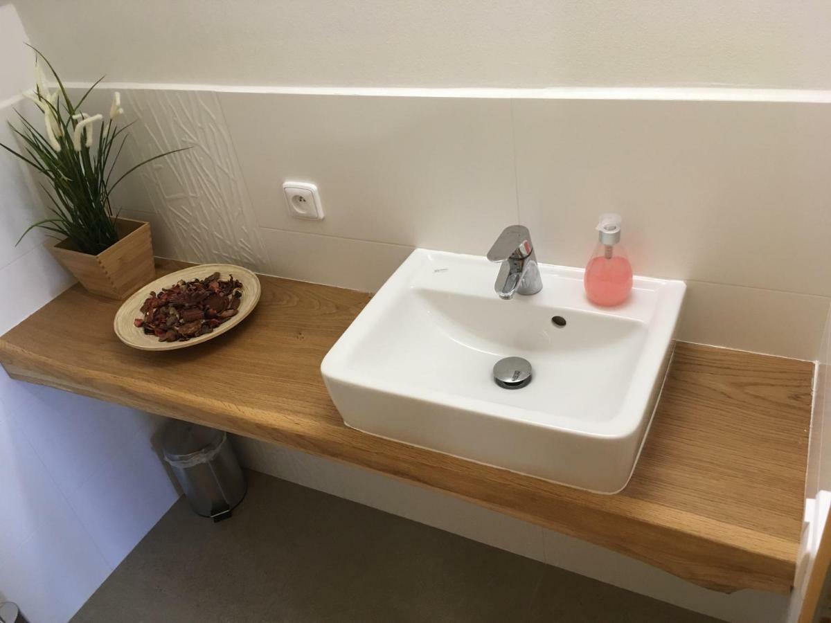 Horsky Apartman Vyhlidka Rejviz Zlate Hory Bagian luar foto